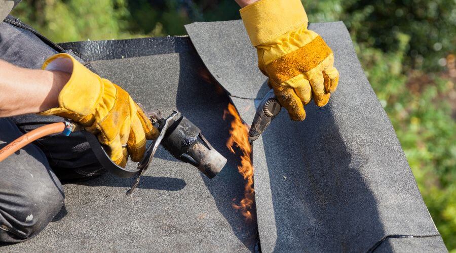 Expert Emergency Roof Repairs services in Bentley, MI